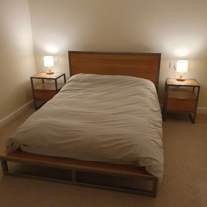 Churstonbnb, Private Flat Within Family Home, Bolton Lostock Ngoại thất bức ảnh